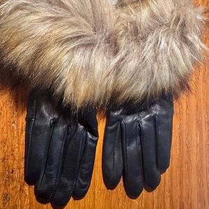 Surell Accessories Leather Gloves, Black...New w/ tag
